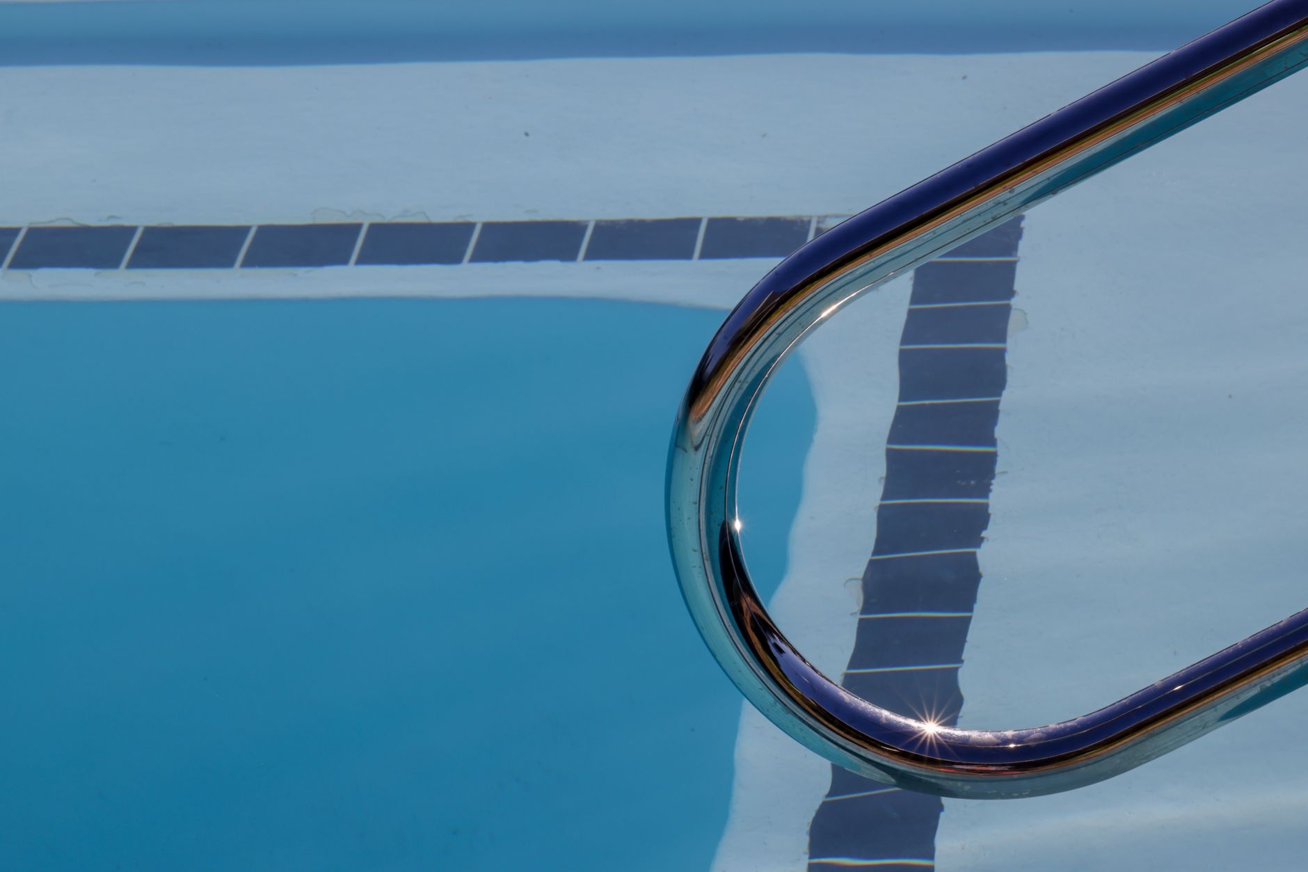 Commercial pool service