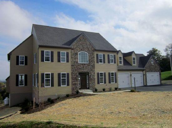 Custom home built by CNA Construction in Lancaster, PA
