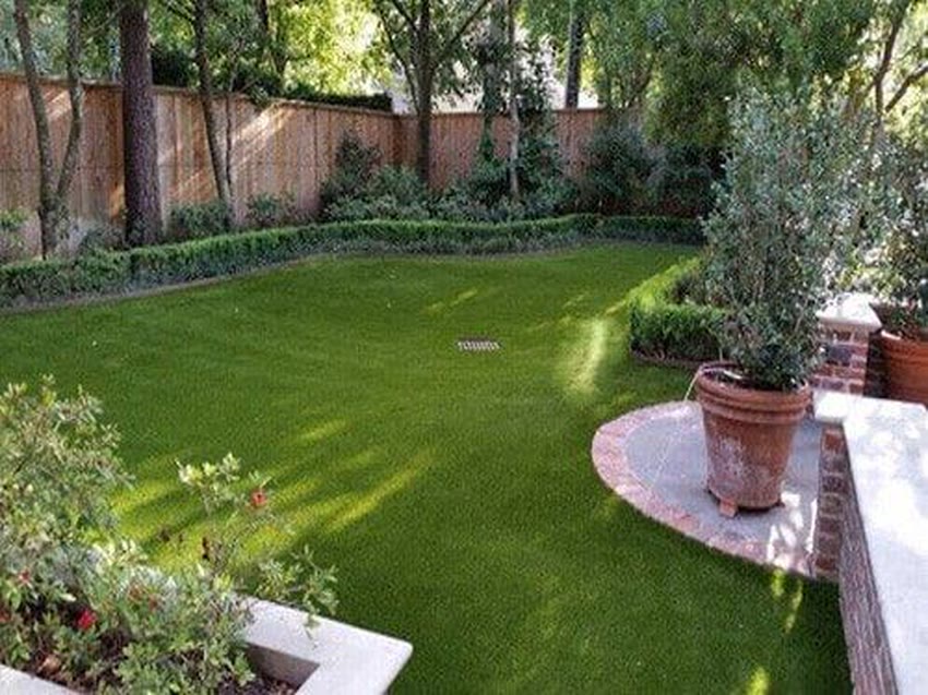 Artificial grass lawn installed by National Greens Of Houston