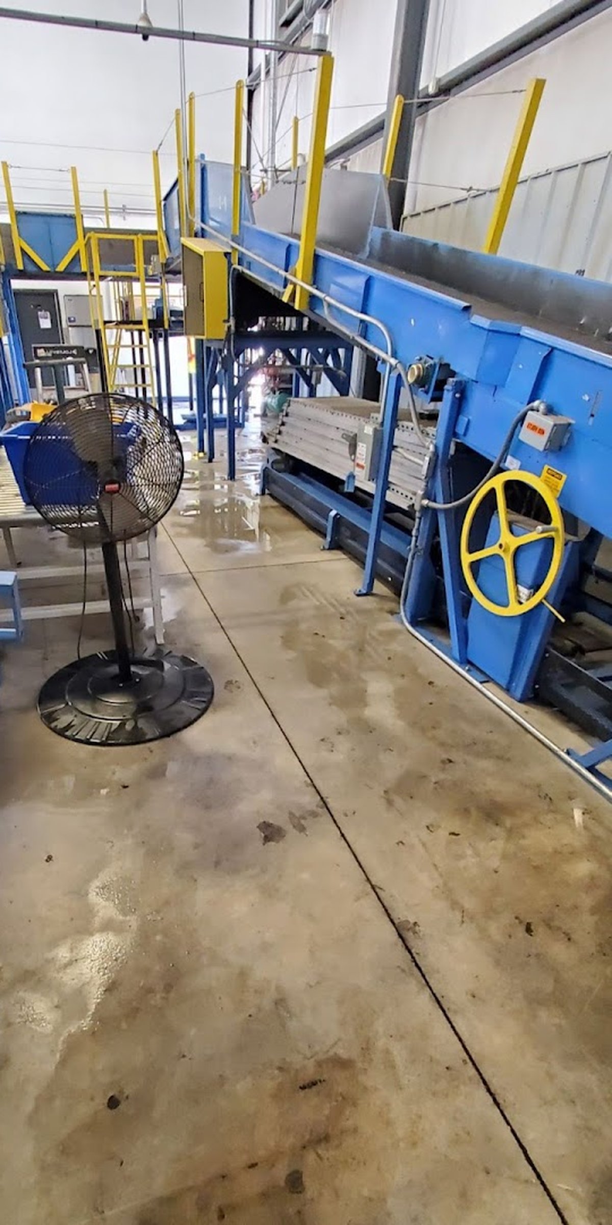 Commercial facility floor before and after cleaning