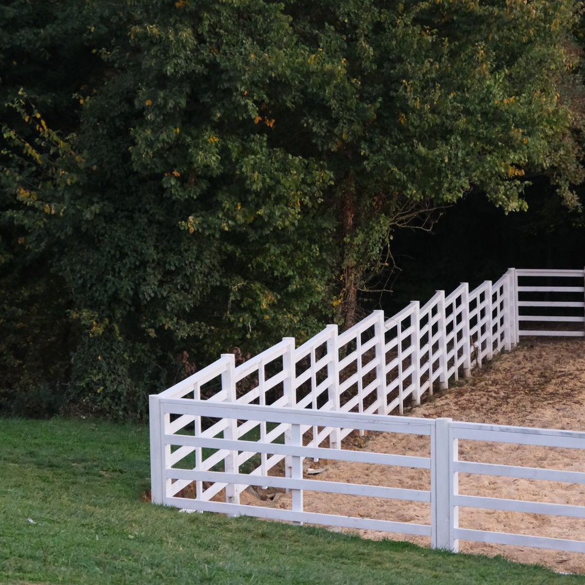 Vinyl fence panel install