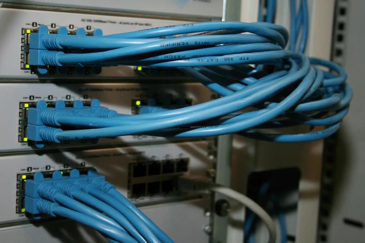 Structured cabling patch panel